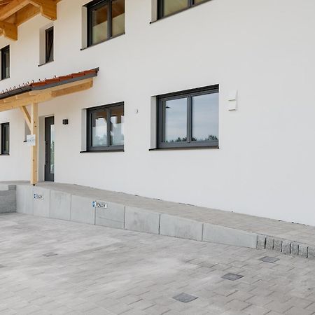 Fenjoy: Ferienapartment In Neubau / Balkon / Bbq Bernau am Chiemsee Exterior photo
