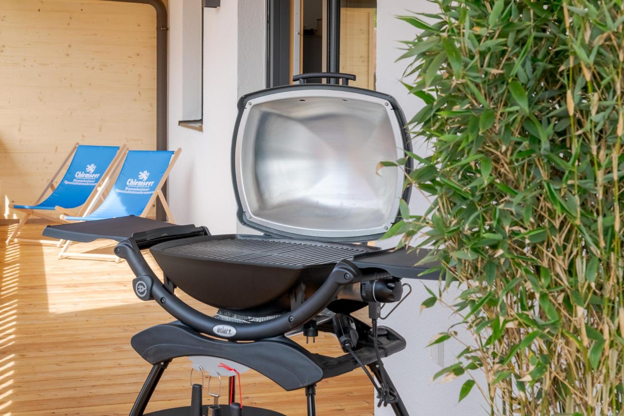 Fenjoy: Ferienapartment In Neubau / Balkon / Bbq Bernau am Chiemsee Exterior photo